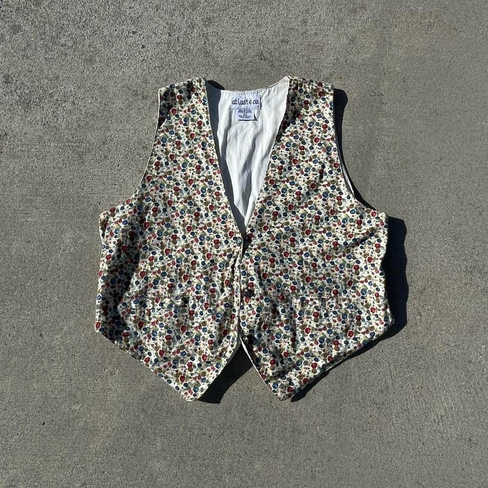 Vintage At Last Multicolor Floral Vest